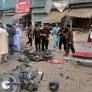 Bomb blast near police convoy kills 5 people in Pakistan