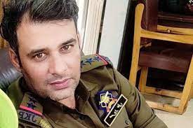 Police Inspector Masroor Ahmad Wani Succumbs Month After Injured In Srinagar Militant Attack