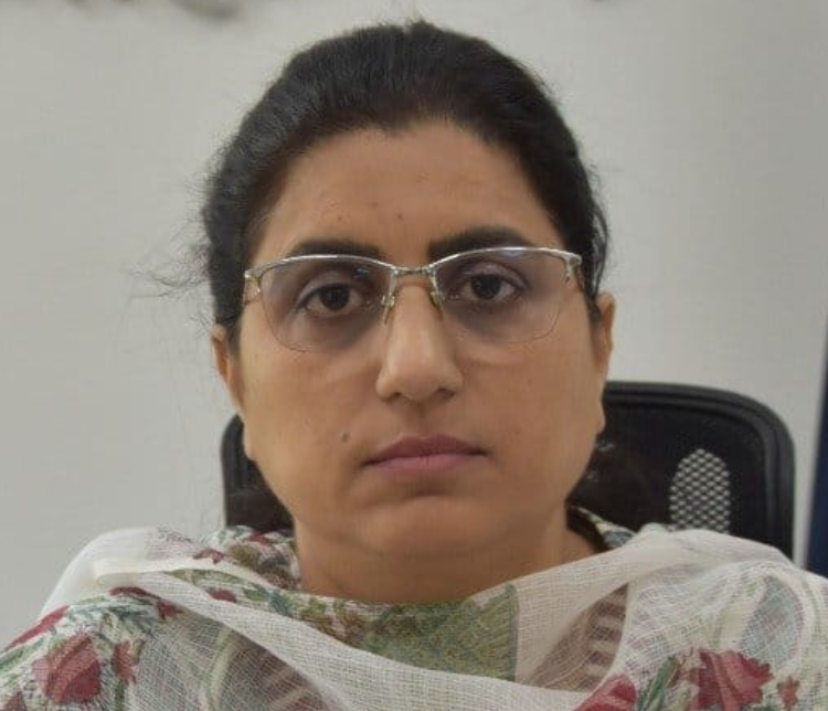 Mandeep Kaur reviews working of Urban Local Bodies; Asks for expeditious completion of projects