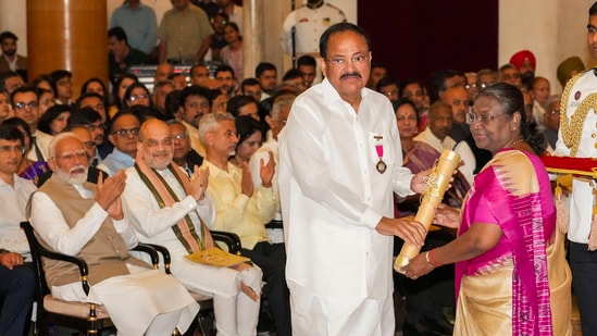 Venkaiah Naidu, Mithun Chakraborty, Usha Uthup, Ram Naik conferred with Padma Awards