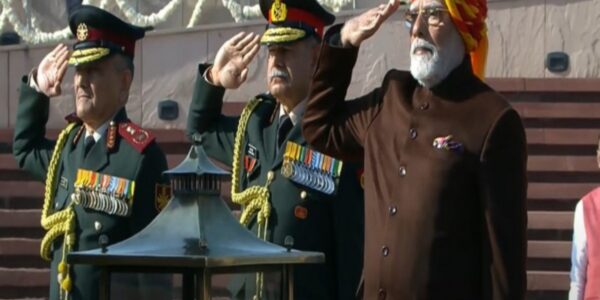 Prime Minister Narendra Modi was accompanied by Defence Minister Rajnath Singh as he reached at the National War Memorial to pay heartfelt tribute to our heroes.